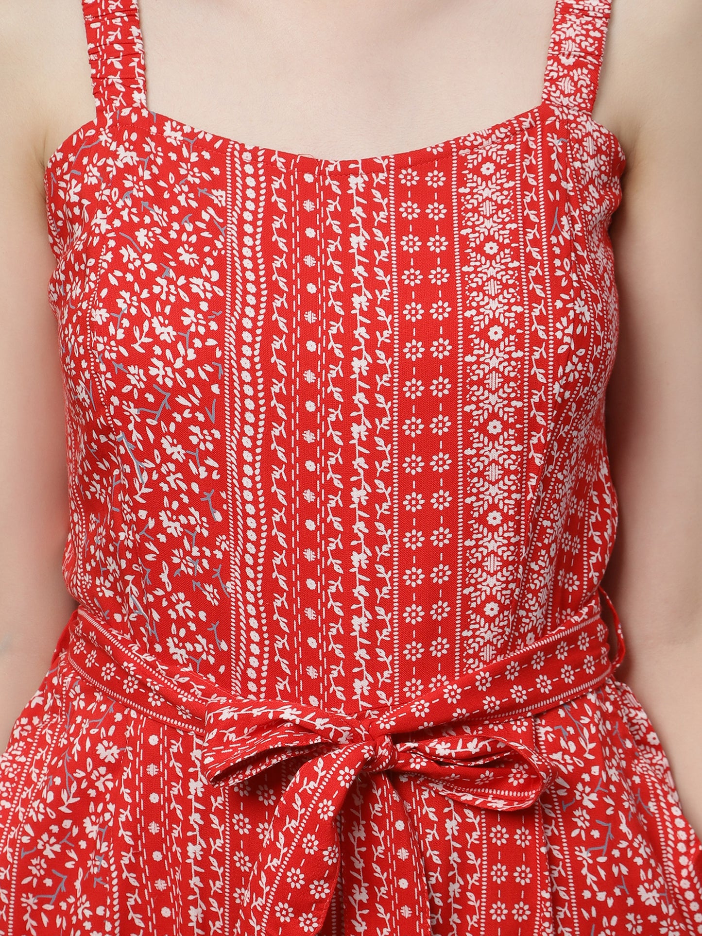 NUEVOSDAMAS Women Rayon Floral Printed Red Sleeveless Jumpsuit