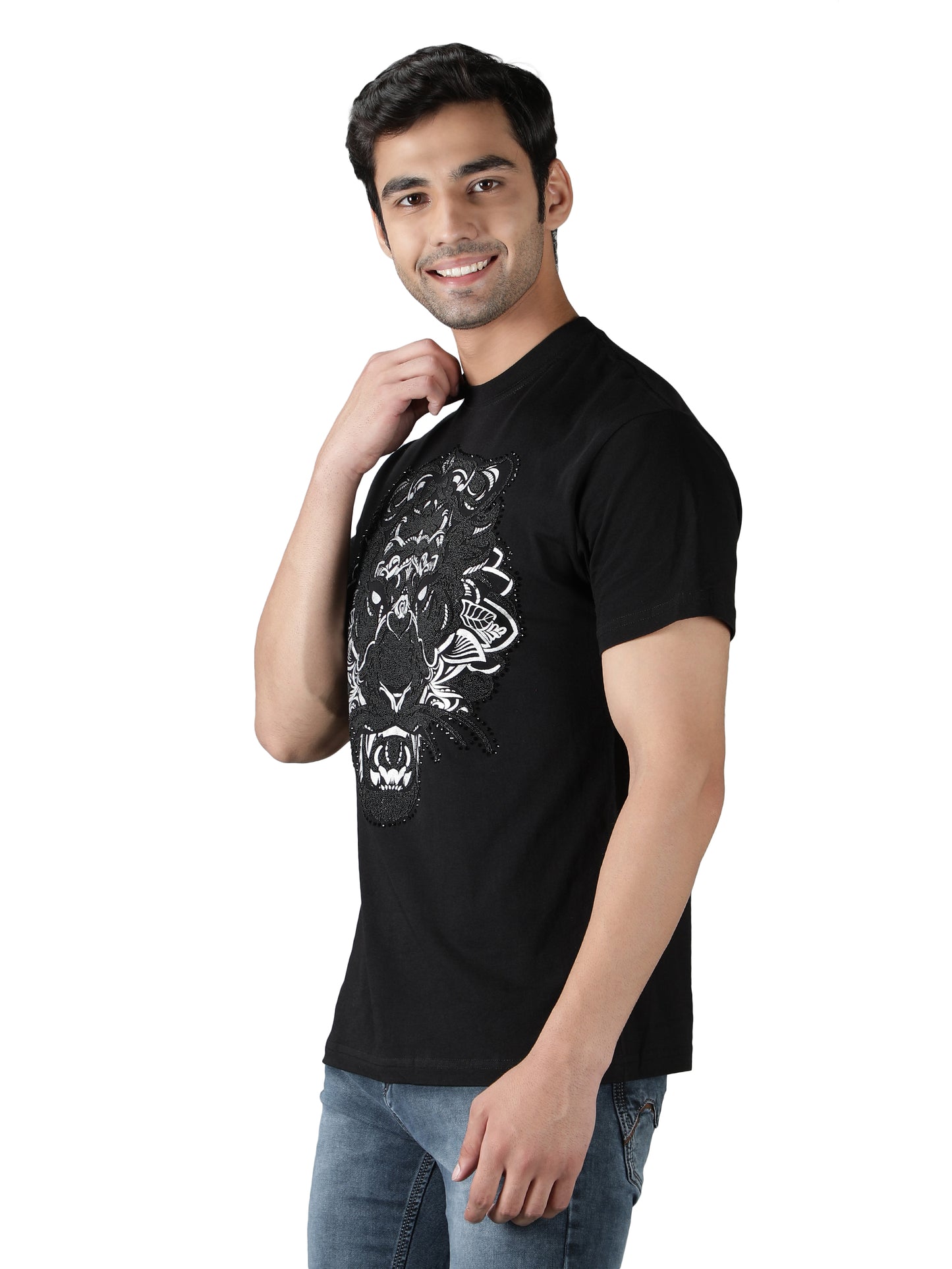 NUEVOSPORTA Men's Cotton Graphic Printed Black T-Shirt