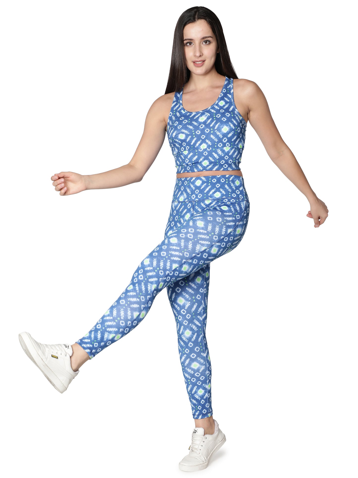 NUEVOSDAMAS Shibori Printed Women Active WearTracksuit | Gym Wear Padded Top And Bottom Set | Dry Fit Women Active Wear Combo Set_Blue