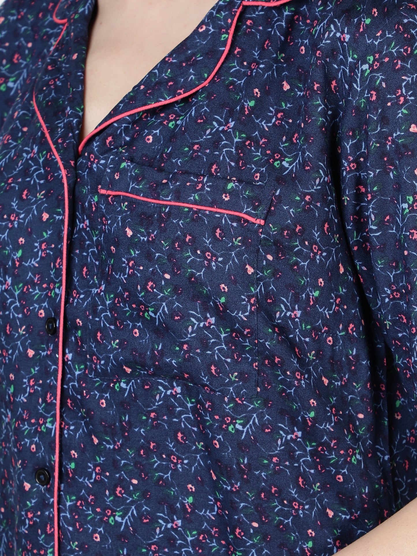 NUEVOSDAMAS WOMEN RAYON BLUE PRINTED NIGHT SUIT SET