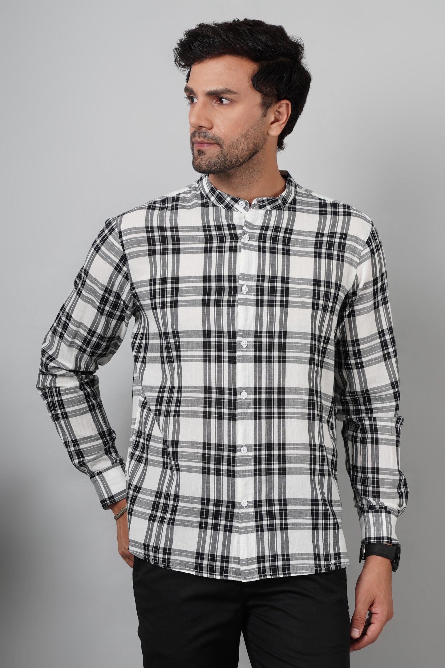 Men Regular Fit Checkered Formal Shirt
