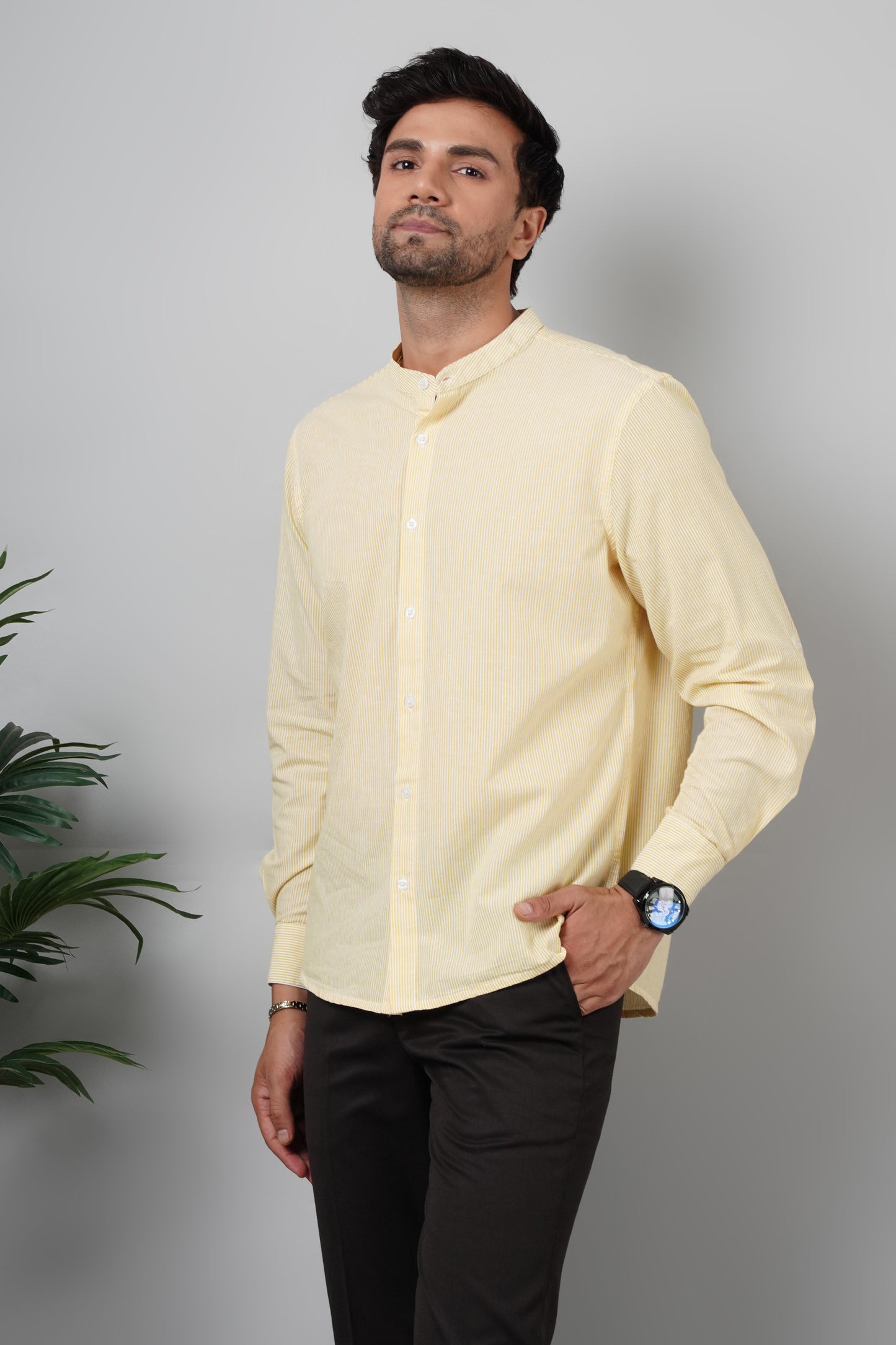 Men Regular Fit Checkered Formal Shirt
