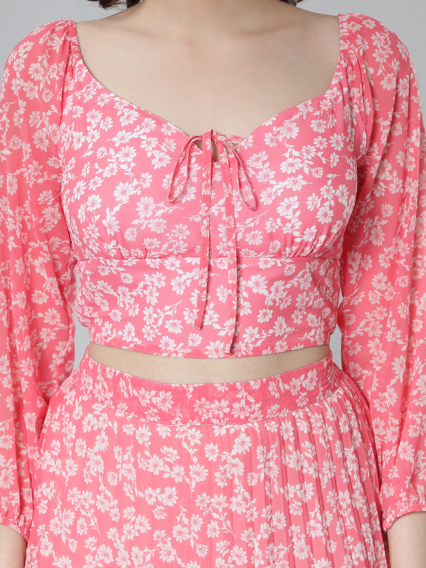 NUEVOSDAMAS Women Pink Floral Printed Balloon Sleeves Top & Pleated Skirt Co-ord Set