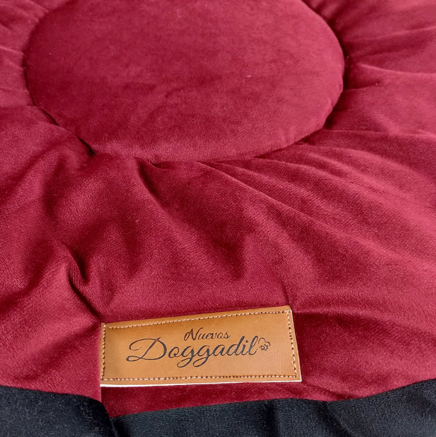 Velvet Pet Bed Mattress | Soft Cozy Fluffy Round Flat Bed | Washable Padded Pet Bed| Light Weighted Dog Flat Mat Maroon/Black