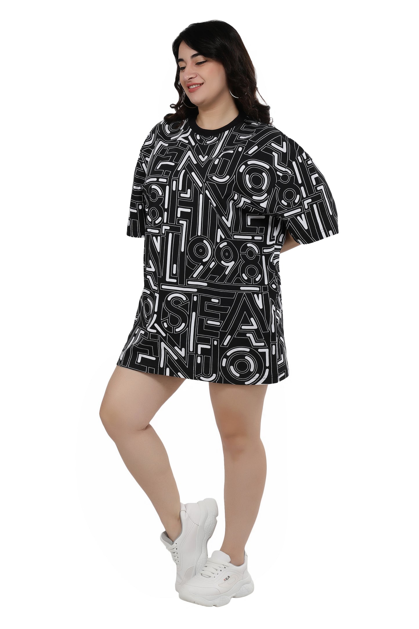 NUEVOSDAMAS Women Cotton Graphic Printed Half Sleeve Women's Black T-Shirt